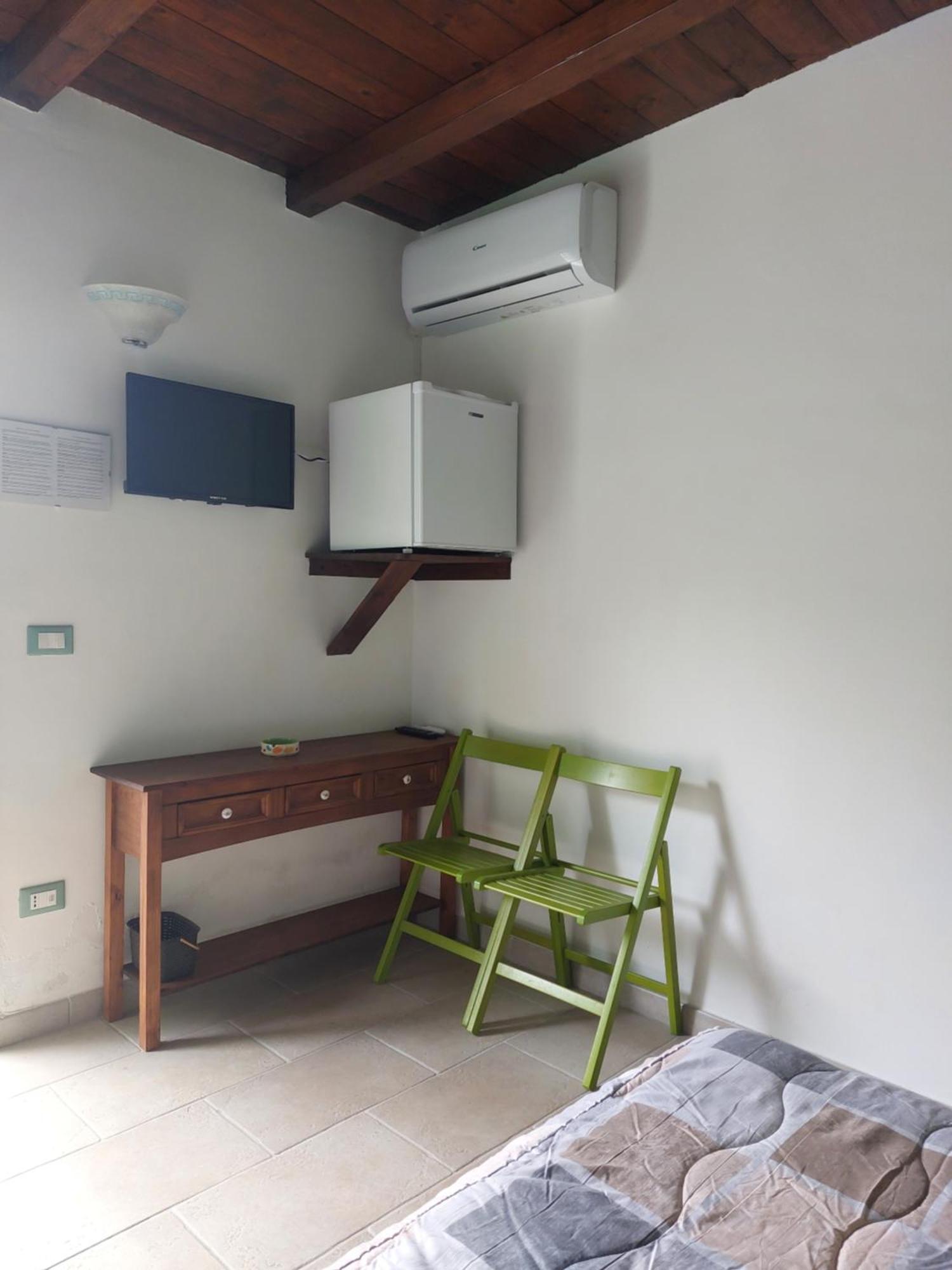 Oltremare Hotel Vignacastrisi Kültér fotó