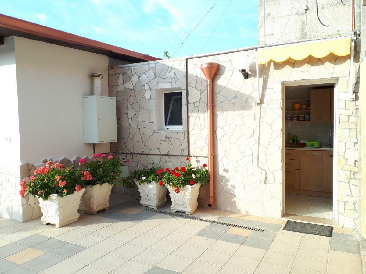 Oltremare Hotel Vignacastrisi Kültér fotó